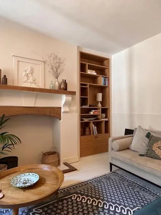 The Courtyard - Garden Flat Near Brighton Seafront Apartment United Kingdom